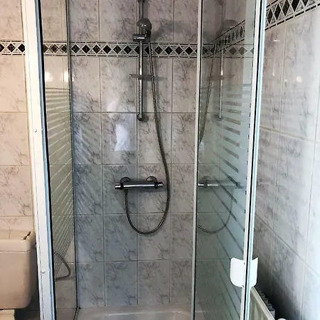 Au Petit H Apartment *