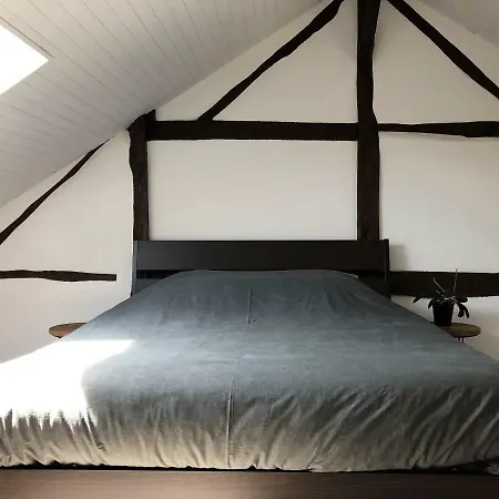 Au Petit H Apartment *